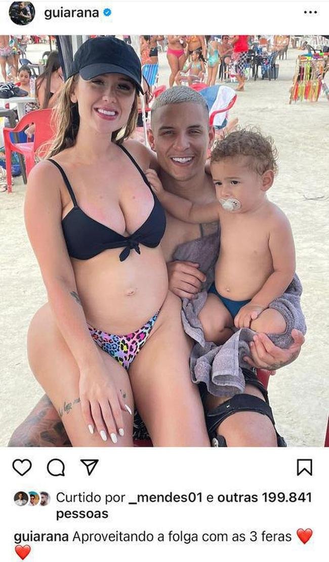 Em tratamento, Arana aproveitou dias de folga concedidos pelo Atltico para viajar com a famlia.