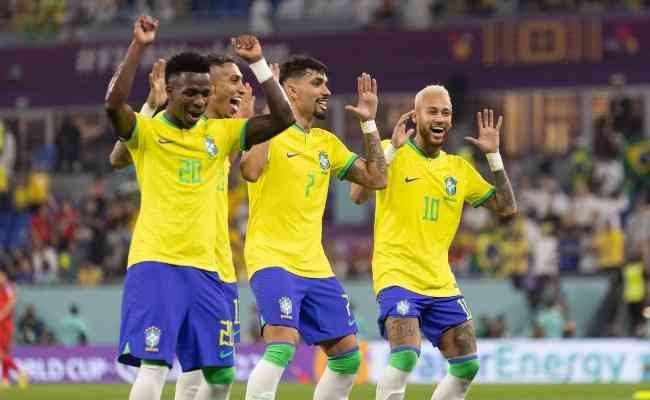 Conta oficial da Liga dos Campees apoia o Brasil: 'Continuem danando'