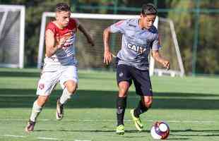 Com gols de Fred e Carlos Csar, Atltico vence jogo-treino contra Guarani de Divinpolis, na Cidade do Galo, por 2 a 0