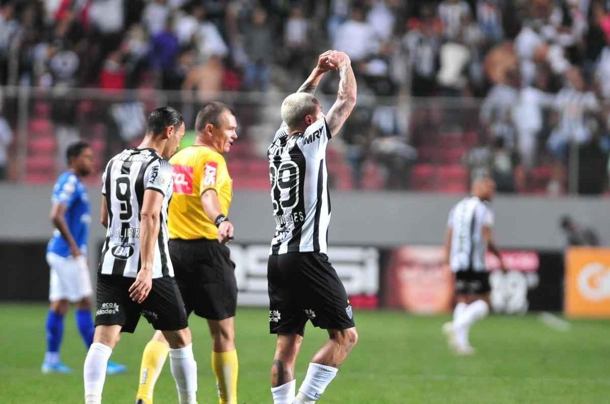 Atltico e Cruzeiro se enfrentaram em jogo do Brasileiro