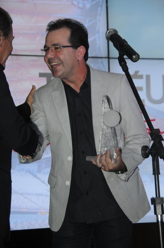 Trofu Tel Santana teve a 17 edio e premiou destaques do esporte mineiro em cerimnia no Mineiro