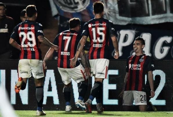 San Lorenzo - terceiro colocado do Campeonato Argentino 2017/2018 (fase de grupos)
