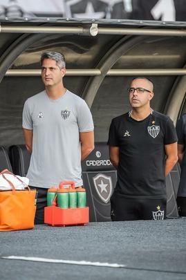 Fotos da vitória do Botafogo sobre o Atlético, por 2 a 1, no Engenhão, pela 18ª rodada do Brasileiro