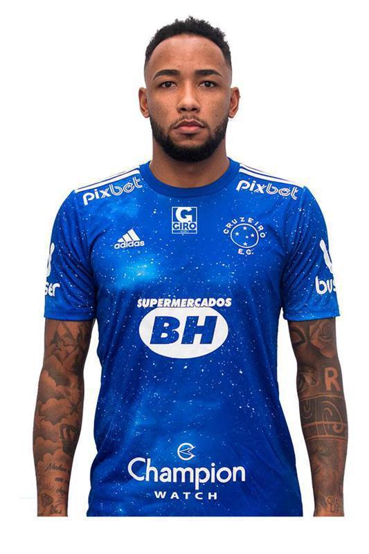 Rafa Silva (atacante) - SIM (6,4 mil votos) x NO (788 votos)