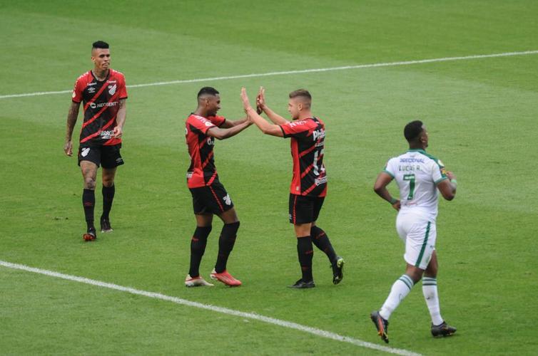 América e Athletico-PR se enfrentaram no Independência, pela 20ª rodada da Série A do Brasileiro