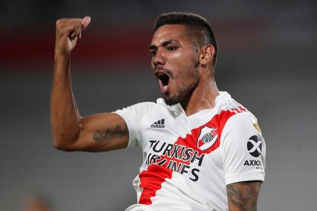 Adidas, da Alemanha,  a fornecedora do River Plate, da Argentina