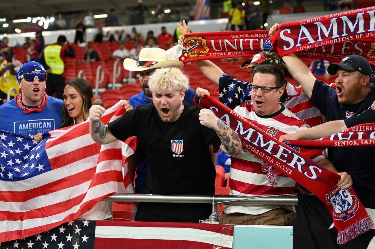 Ir e Estados Unidos se enfrentaram no Estdio Al Thumama, pelo Grupo B da Copa do Mundo