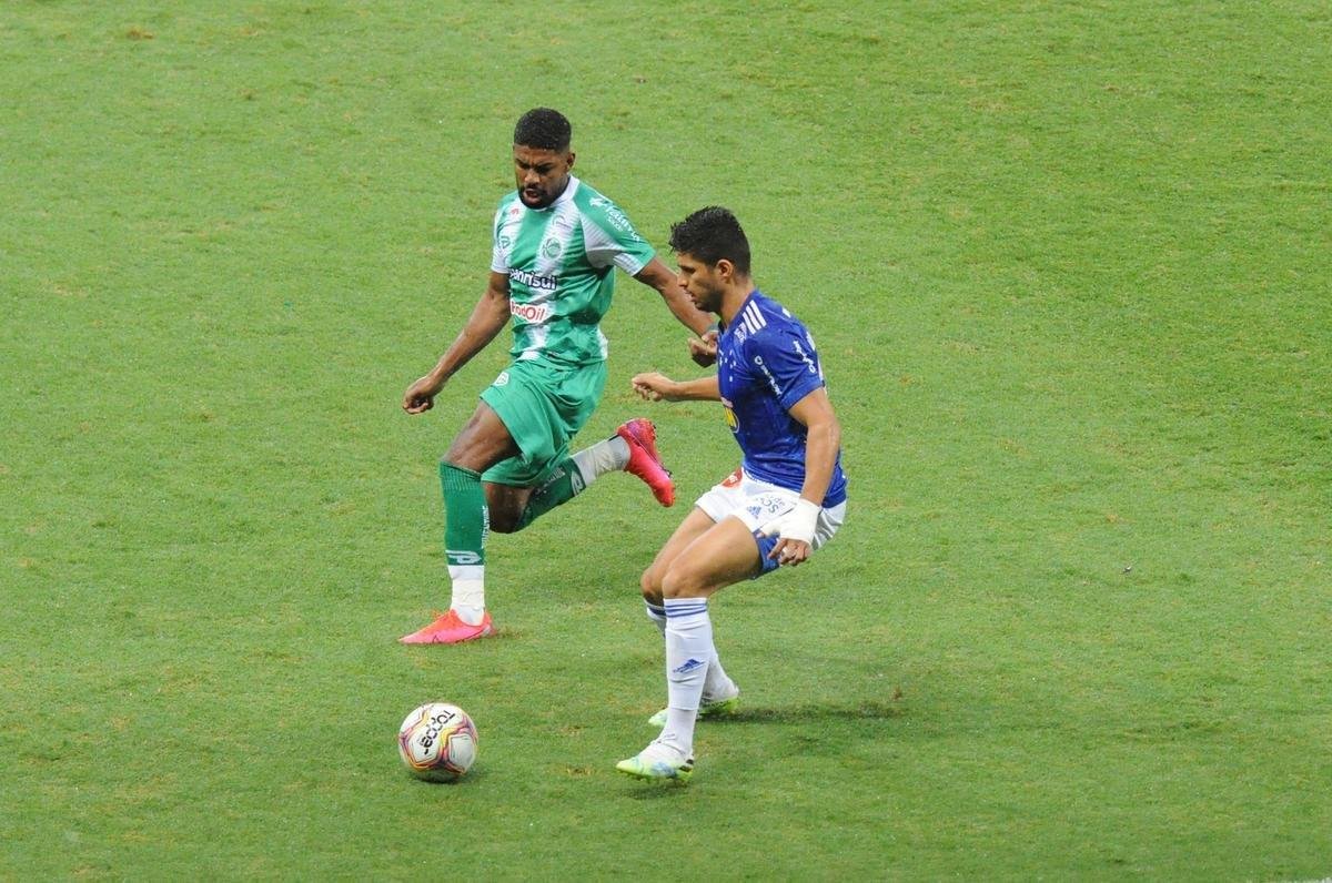Cruzeiro x Juventude: fotos do jogo desta sexta-feira, no Mineiro, pela 16 rodada da Srie B