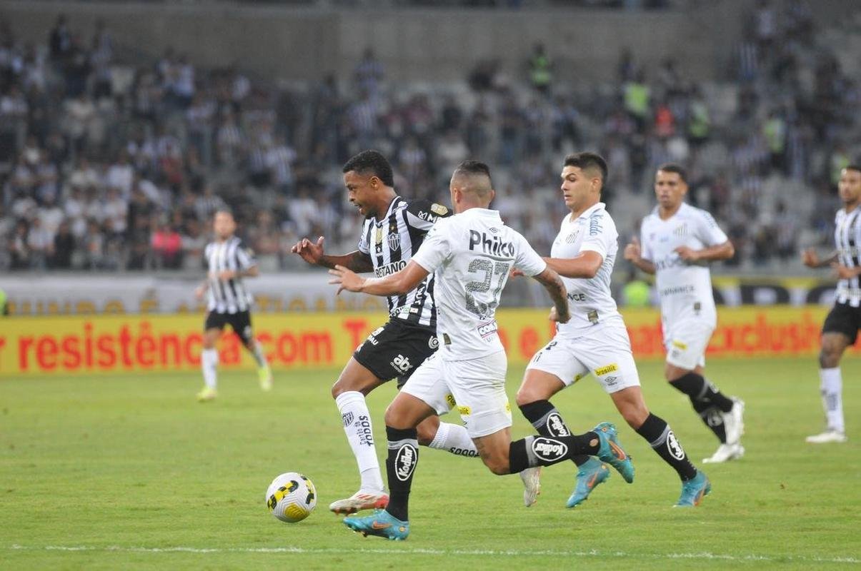 Fotos do empate por 1 a 1 entre Atltico e Santos, no Mineiro, pelo Campeonato Brasileiro