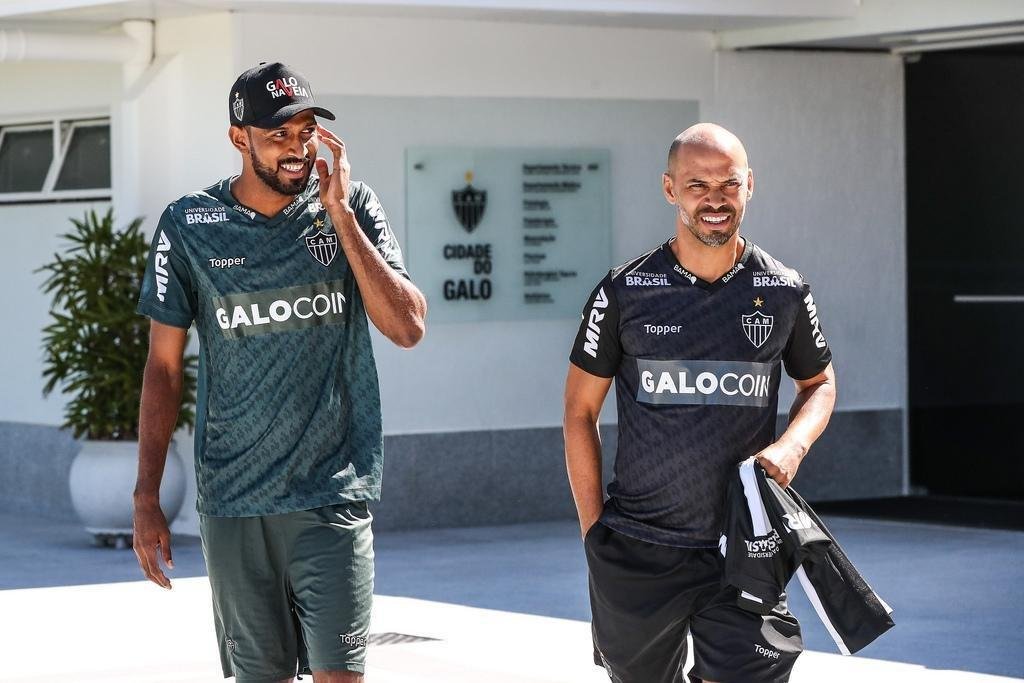 Imagens da apresentao de Maicon Bolt no Atltico