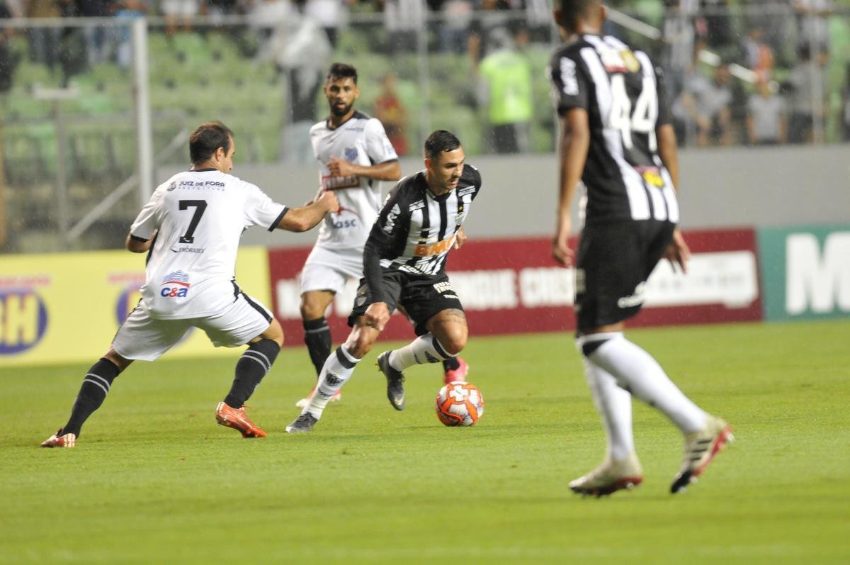 Em noite chuvosa no Independncia, reservas do Atltico batem o Tupi por 2 a 0