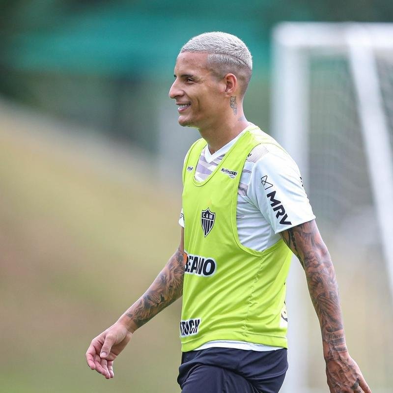 Fotos do primeiro treino de Hulk no Atlitco