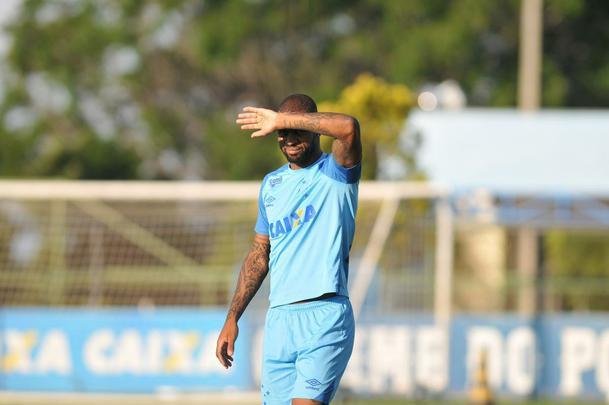 Aps conquistar o Mineiro, jogadores do Cruzeiro voltaram ao trabalho nesta tera-feira