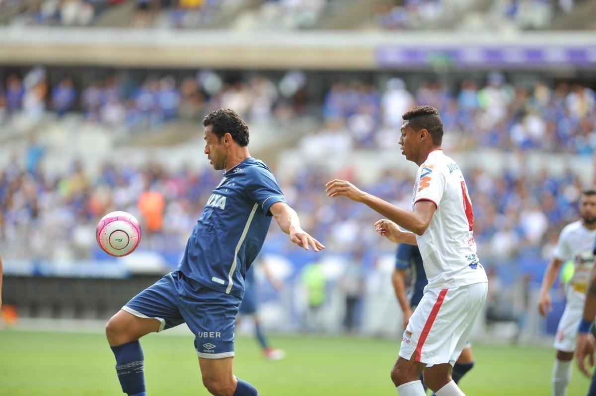 Fotos de Cruzeiro x Villa Nova, no Mineiro, pela stima rodada do Campeonato Mineiro