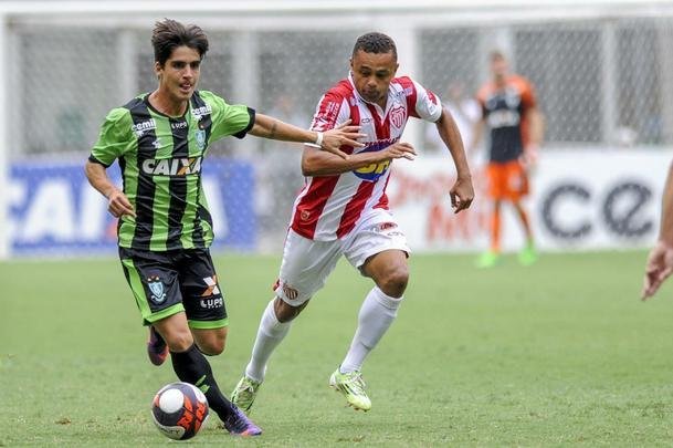 Gustavo Blanco (volante) - contratado em 2017, fez 19 partidas no ano. No meio da temporada, trocou o Coelho pelo Atltico. Seus direitos econmicos so ligados ao Bahia.