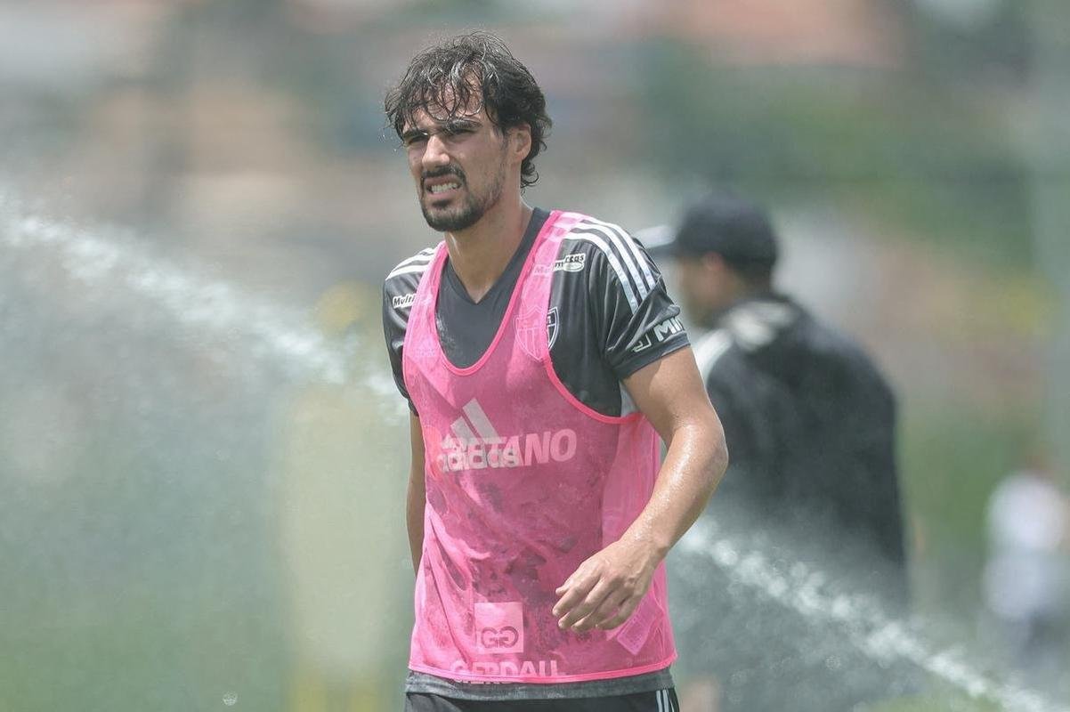 Atltico teve um dia de folga aps o empate com o Cruzeiro no clssico. Elenco de Coudet retomou atividades na Cidade do Galo na tarde desta quarta-feira (15/2).