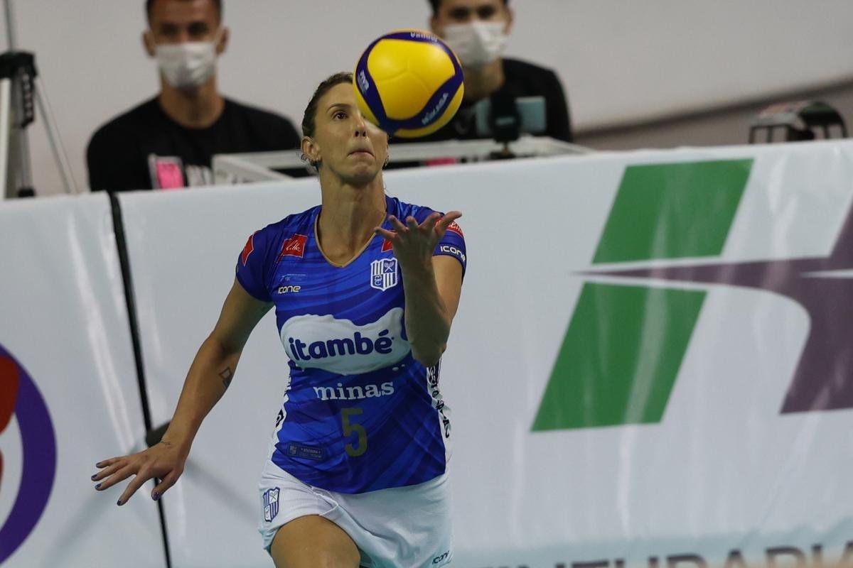 Praia venceu o Minas por 3 sets a 0, em Brusque (SC), e conquistou a Supercopa