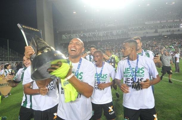 Festa do Amrica e da torcida no Independncia com o bi da Srie B em 2017