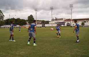 Imagens do treino do Cruzeiro antes do jogo contra o Nacional-PAR, pela Copa Sul-Americana