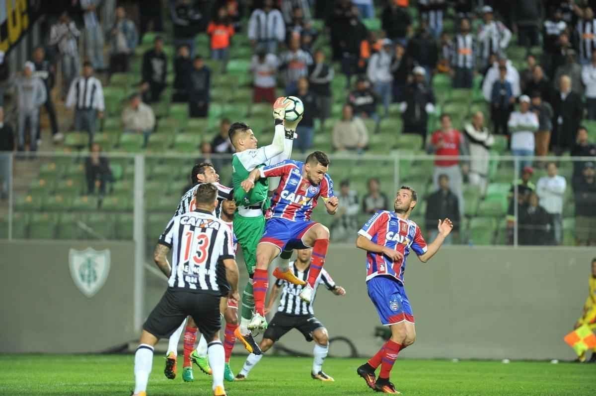 Atltico e Bahia se enfrentaram, no Independncia, pela 15 rodada do Campeonato Brasileiro