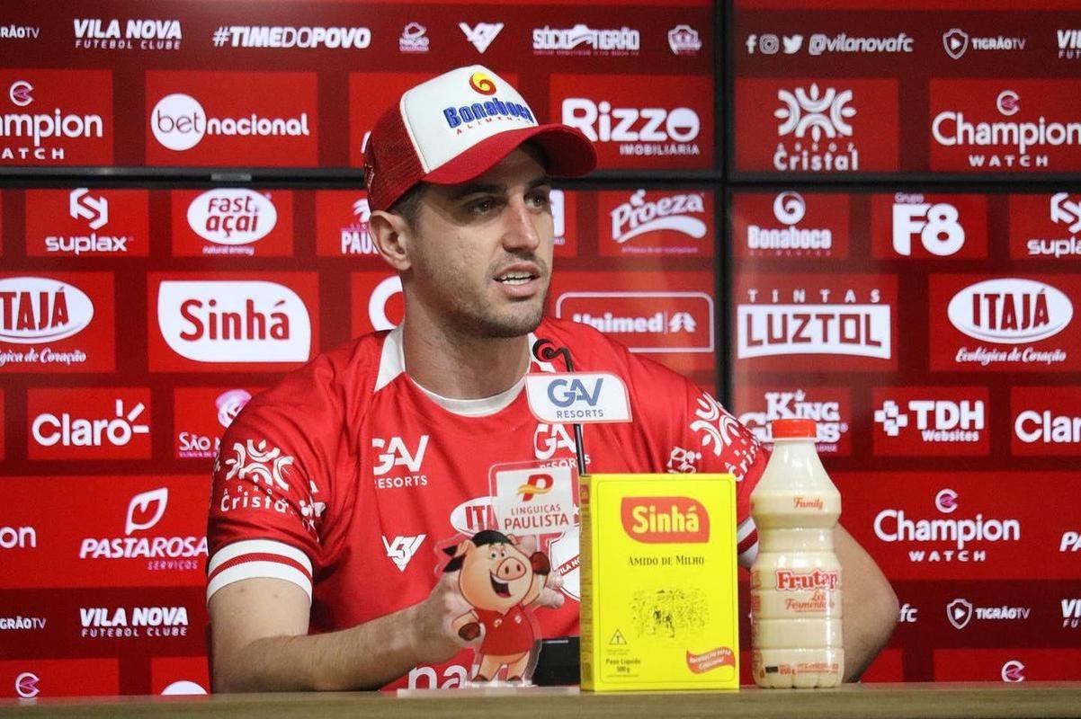 Matheus Mancini, zagueiro (Vila Nova)