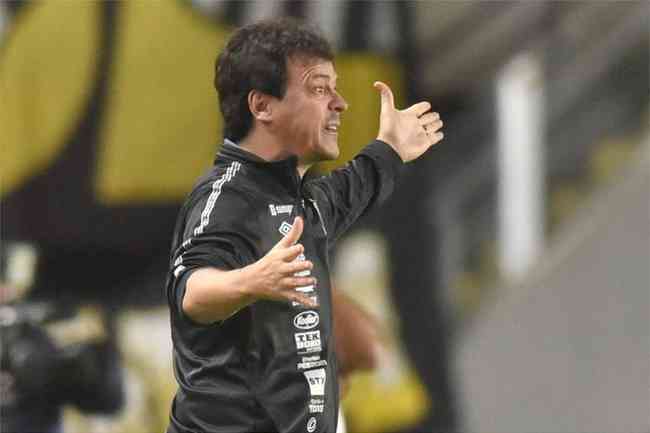Fernando Diniz elogiou constante busca do Santos pelo gol