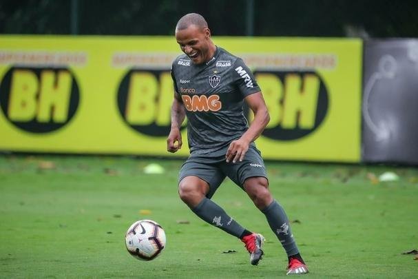Jogadores do Atltico treinaram nesta tera-feira, vspera do jogo com o Defensor