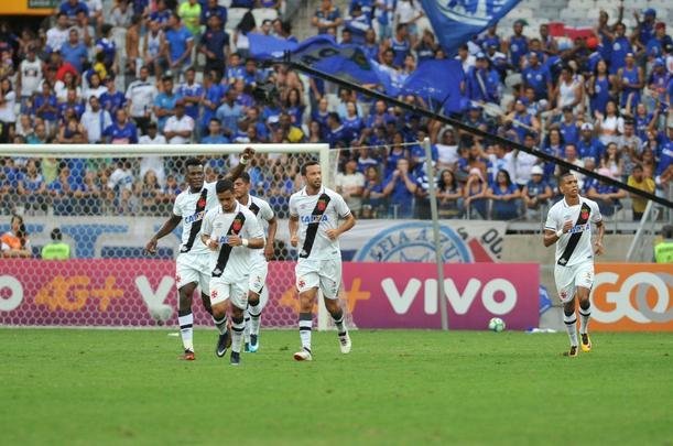 Fotos do jogo entre Cruzeiro e Vasco, no Mineiro, pela 37 rodada do Brasileiro (Leandro Couri/EM D.A Press)