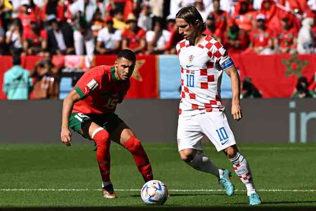 Croácia enfrenta Brasil com tradicional uniforme xadrez; entenda