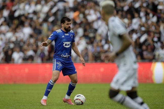 Fotos do jogo entre Vasco e Cruzeiro, no Maracan, no Rio, pela 12 rodada do Campeonato Brasileiro