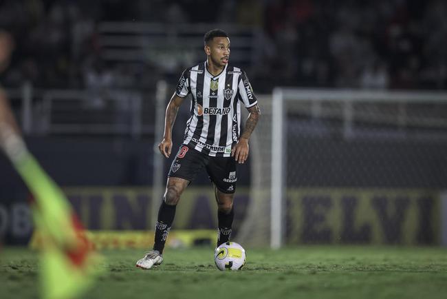 Bragantino e Ceará empatam em jogo com quatro pênaltis no Brasileiro -  Superesportes