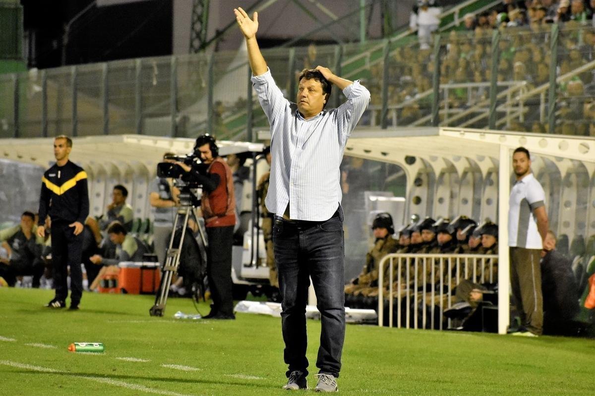 Veja fotos do jogo entre Chapecoense e Amrica