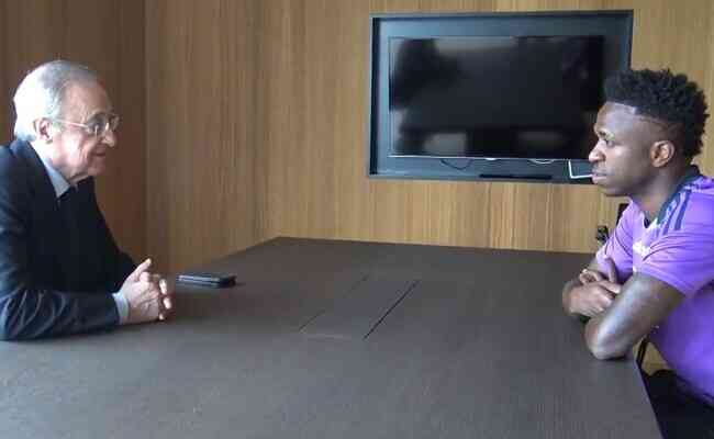 Vini Jr reunido com o presidente do Real Madrid Florentino Prez