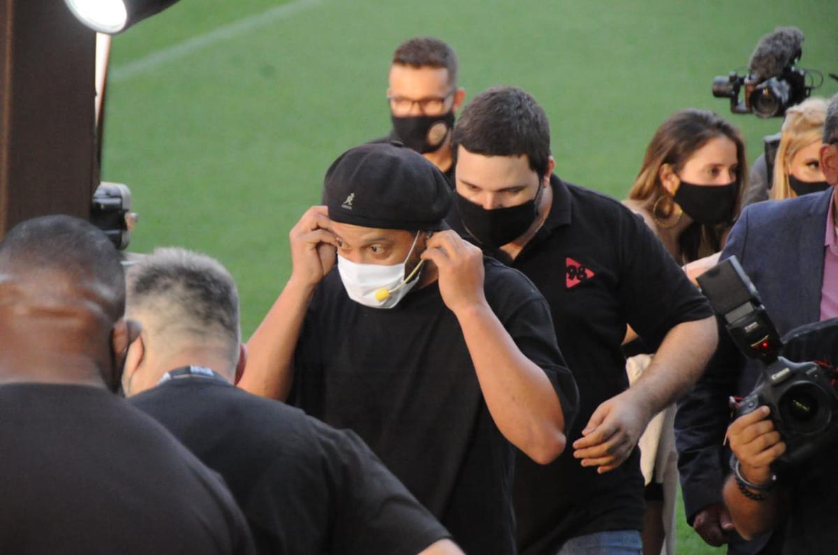 Ronaldinho participou de evento de patrocinador do Atltico no Mineiro e encontrou com jogadores da atualidade, como Rafael e Marquinhos, e dolos do passado, casos de Reinaldo, der Aleixo e Dad Maravilha