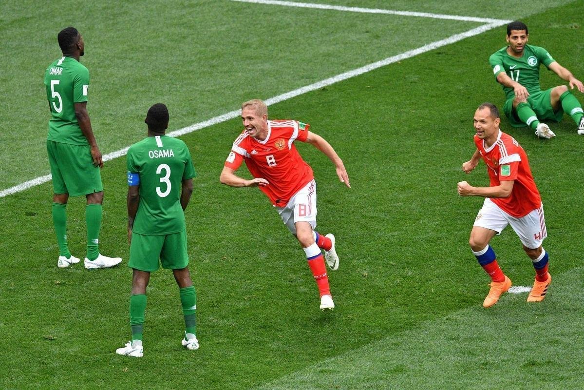 Seleo anfitri goleou Arbia Saudita por 5 a 0