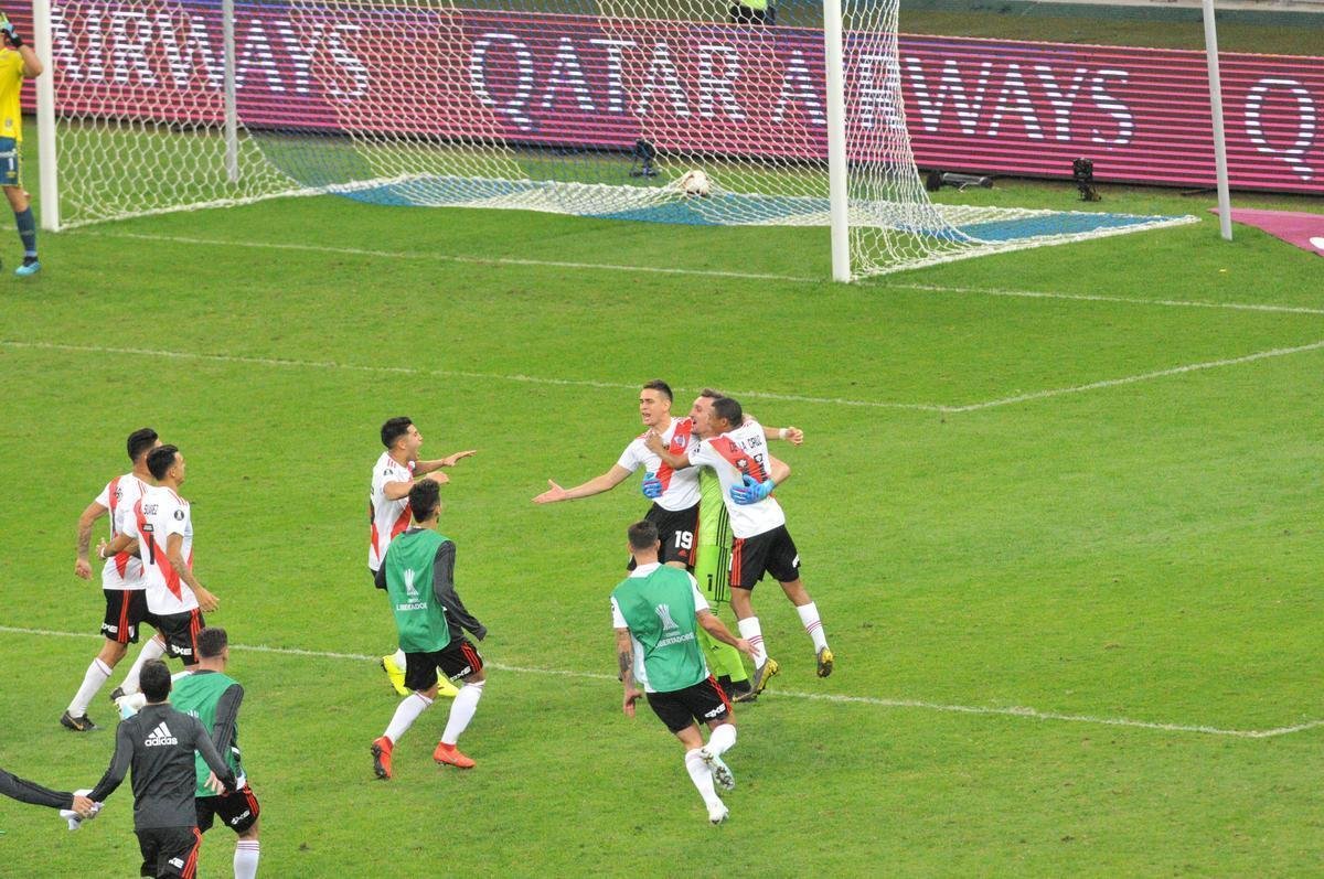River derrotou Cruzeiro por 4 a 2 nos pnaltis, no Mineiro, e avanou s quartas de final da Libertadores
