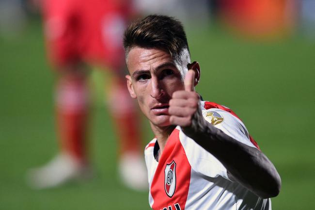 Braian Romero fez os dois gols do River na vitória sobre o Argentinos Juniors