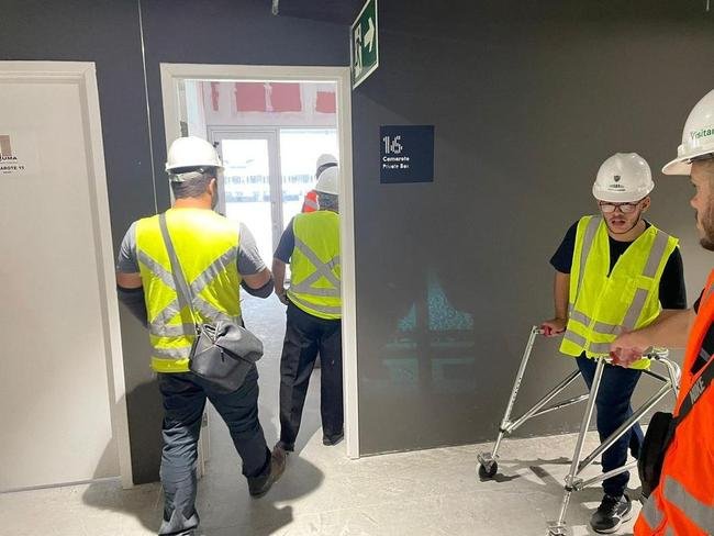 Fotos da visita feita por pessoas com deficincia na Arena MRV, nesta quinta-feira (9/2)
