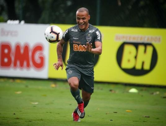 Jogadores do Atltico treinaram nesta tera-feira, vspera do jogo com o Defensor