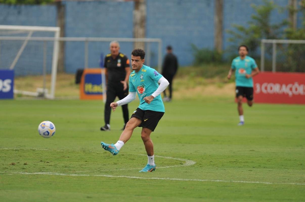 Seleo Brasileira concluiu na Toca da Raposa II, CT do Cruzeiro, em BH, a preparao para enfrentar o Paraguai no Mineiro pelas Eliminatrias da Copa do Mundo do Catar