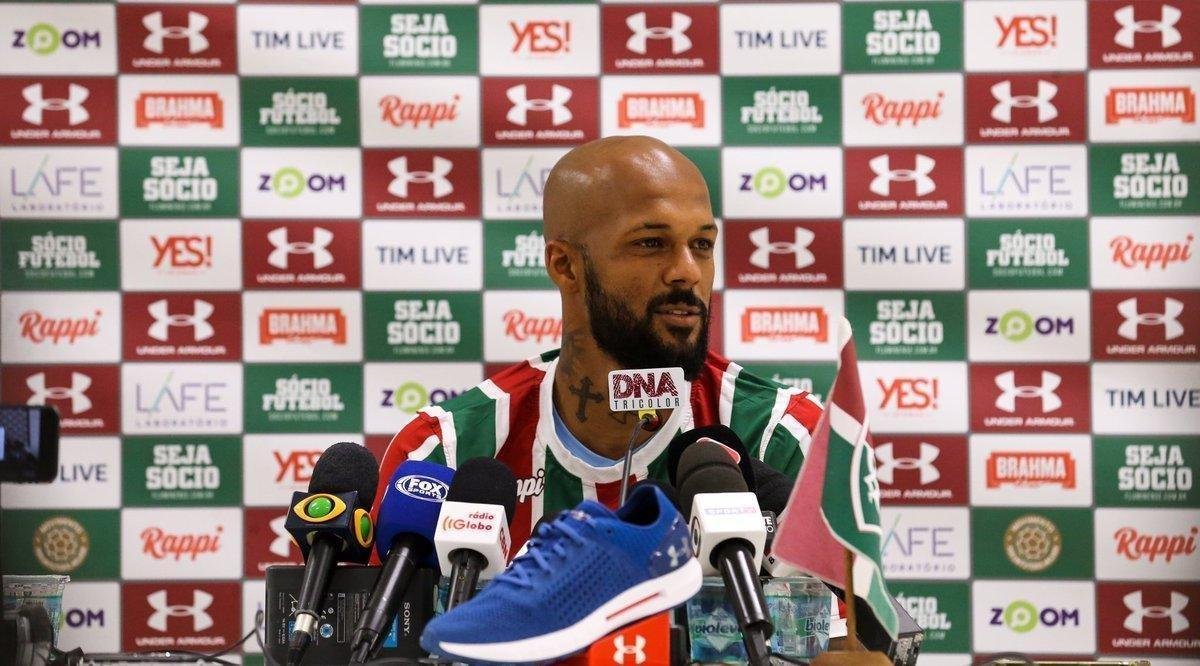 O volante Bruno Silva, que atuou na temporada 2018 pelo Cruzeiro, foi anunciado como reforo do Fluminense