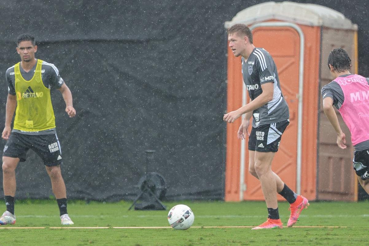 Treino do Atltico na Cidade do Galo, na manh desta tera-feira (24/1).