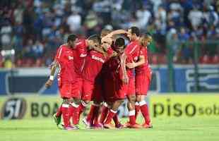 Imagens do jogo entre Cruzeiro e Internacional, na Arena do Jacar, pelo Brasileiro