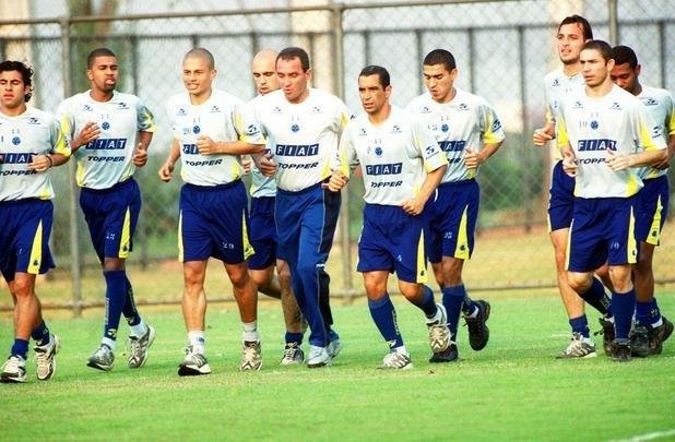 SETEMBRO - Dia a dia de treinos do Cruzeiro na temporada que culminou com a Trplice Coroa