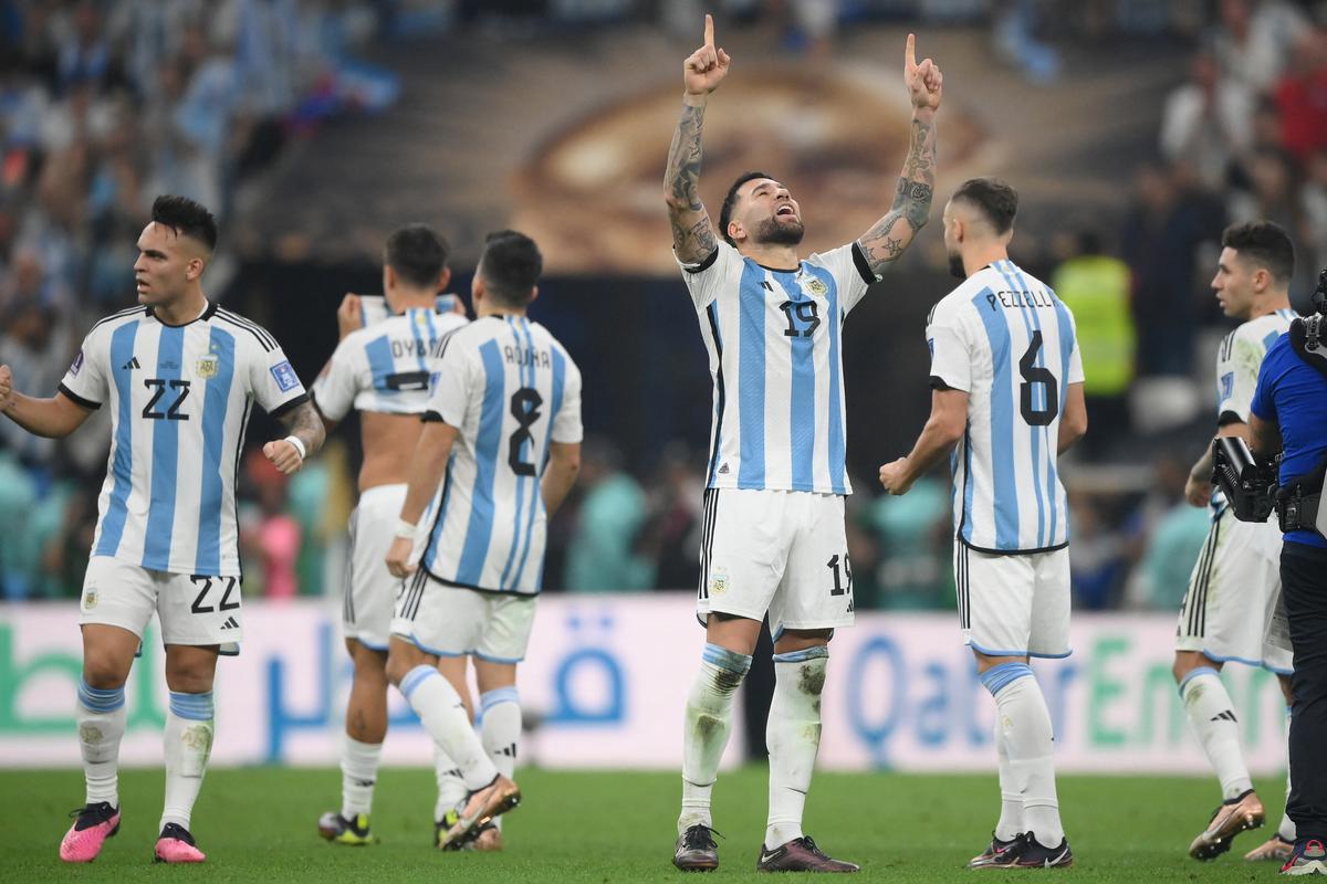 Argentina venceu a Frana por 4 a 2 nos pnaltis, depois de empate por 3 a 3, e finalmente soltou o grito de tricampe do mundo