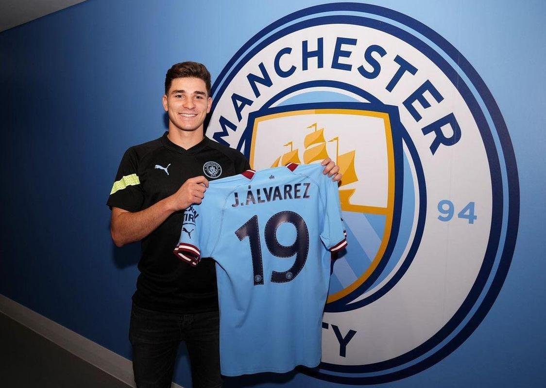 Manchester City: atacante Julin lvarez (ex-River Plate)