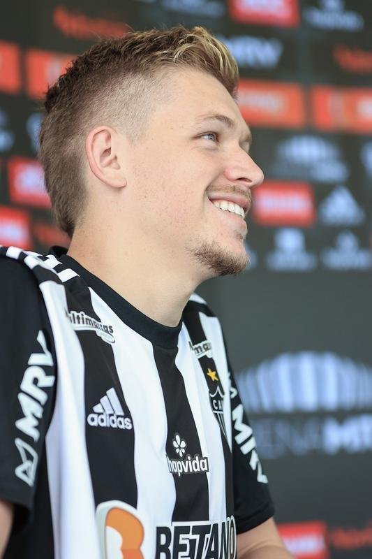 Bruno Fuchs  apresentado pelo Atltico