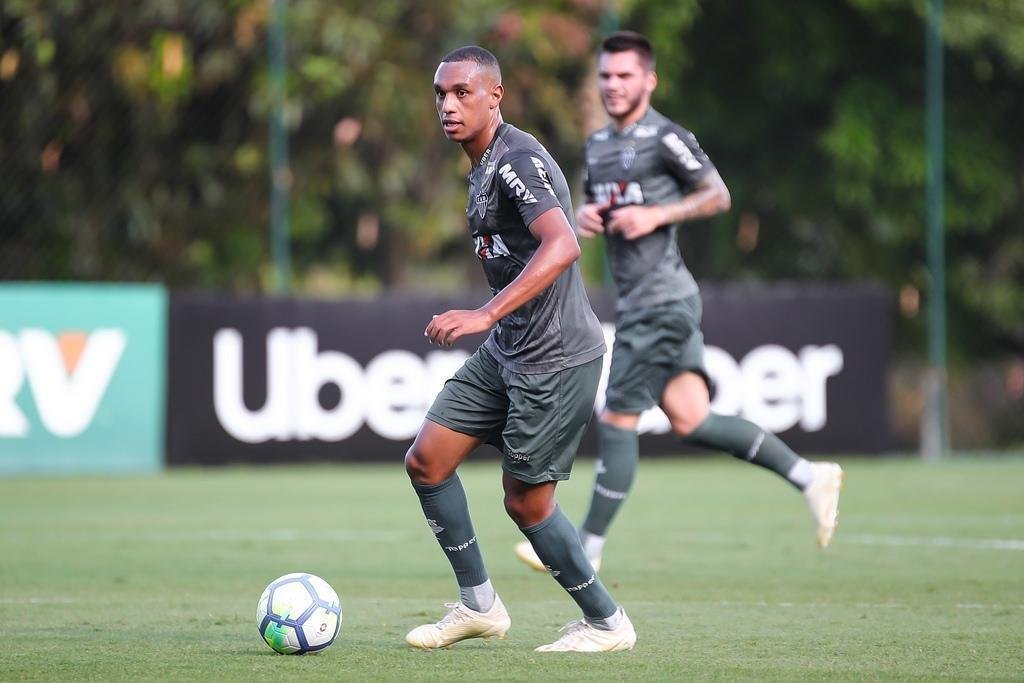 Aps empate no clssico, Atltico volta aos treinos na Cidade do Galo