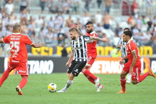 Fotos do jogo entre Atl�tico e Internacional, na estreia da S�rie A de 2022, no Mineir�o