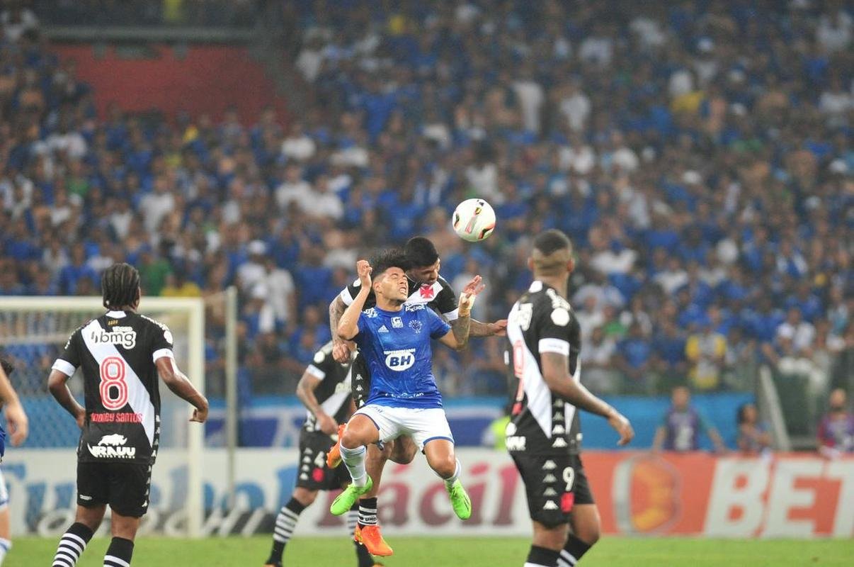 Cruzeiro x Vasco: veja fotos do jogo no Mineiro